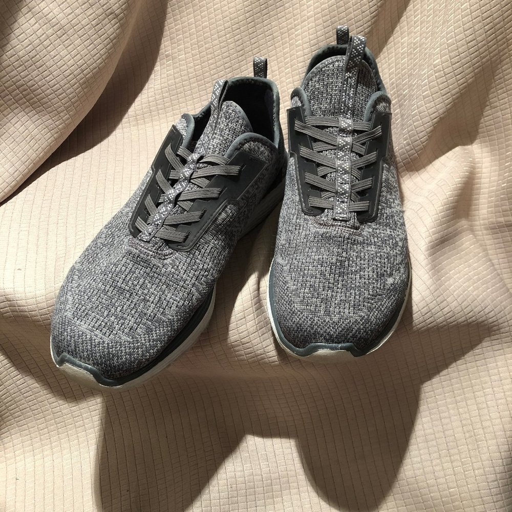 sketchers relaxed fit slip on sneakers, 8.5